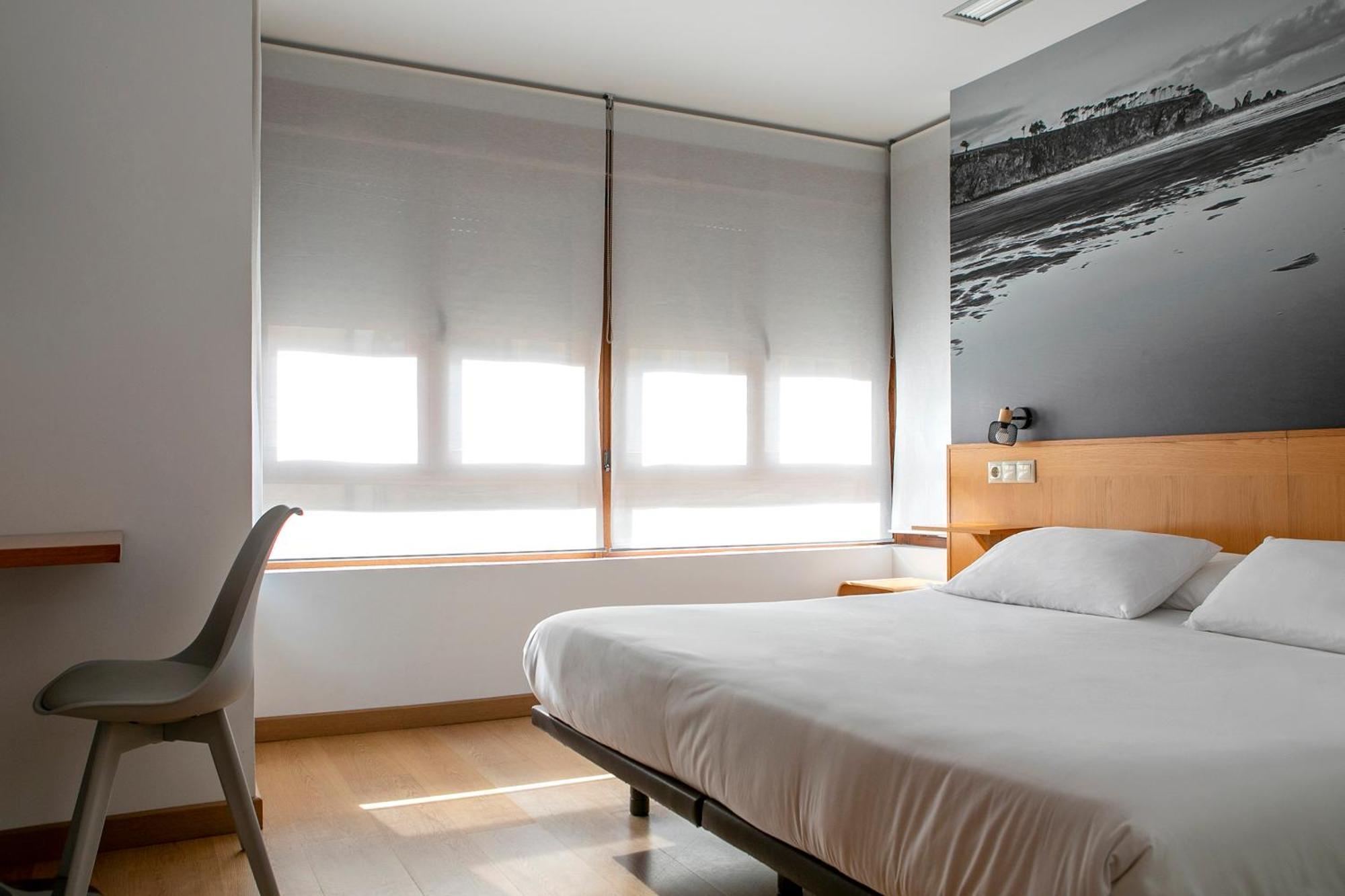 Hotel Dabeleira Luarca Eksteriør bilde