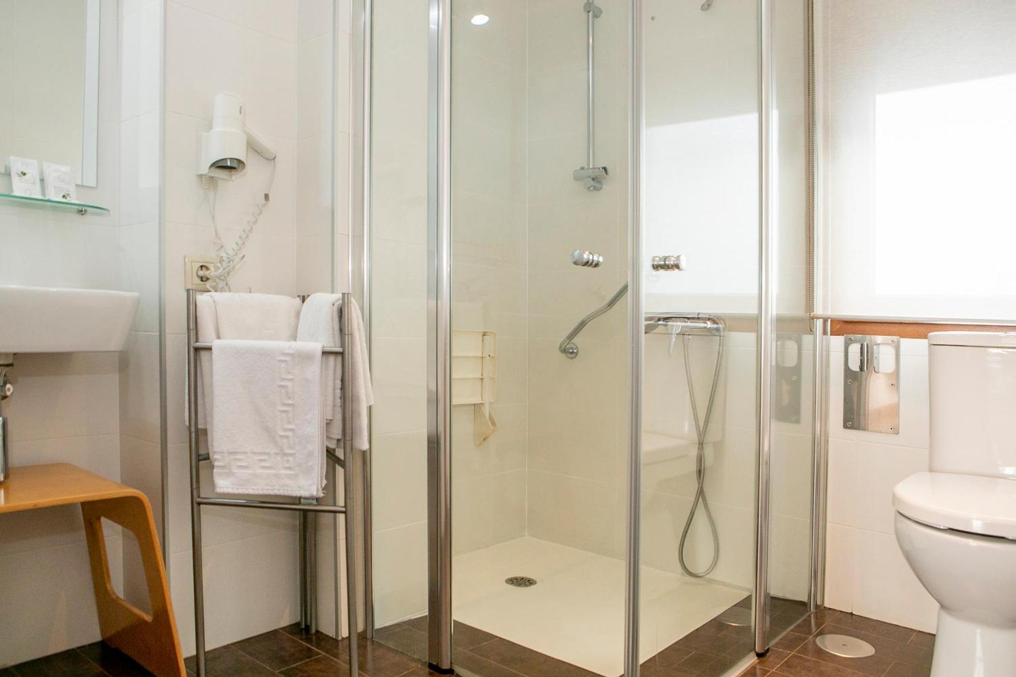 Hotel Dabeleira Luarca Eksteriør bilde