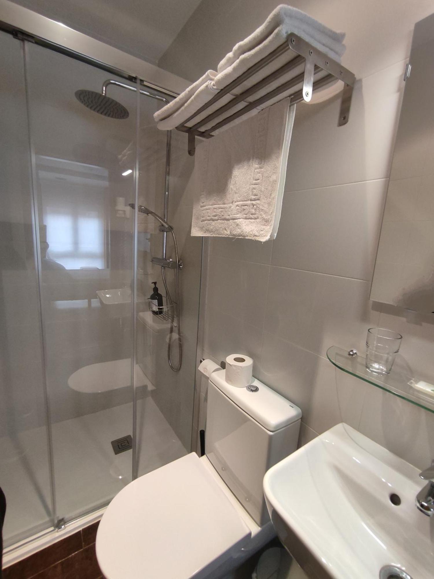 Hotel Dabeleira Luarca Eksteriør bilde