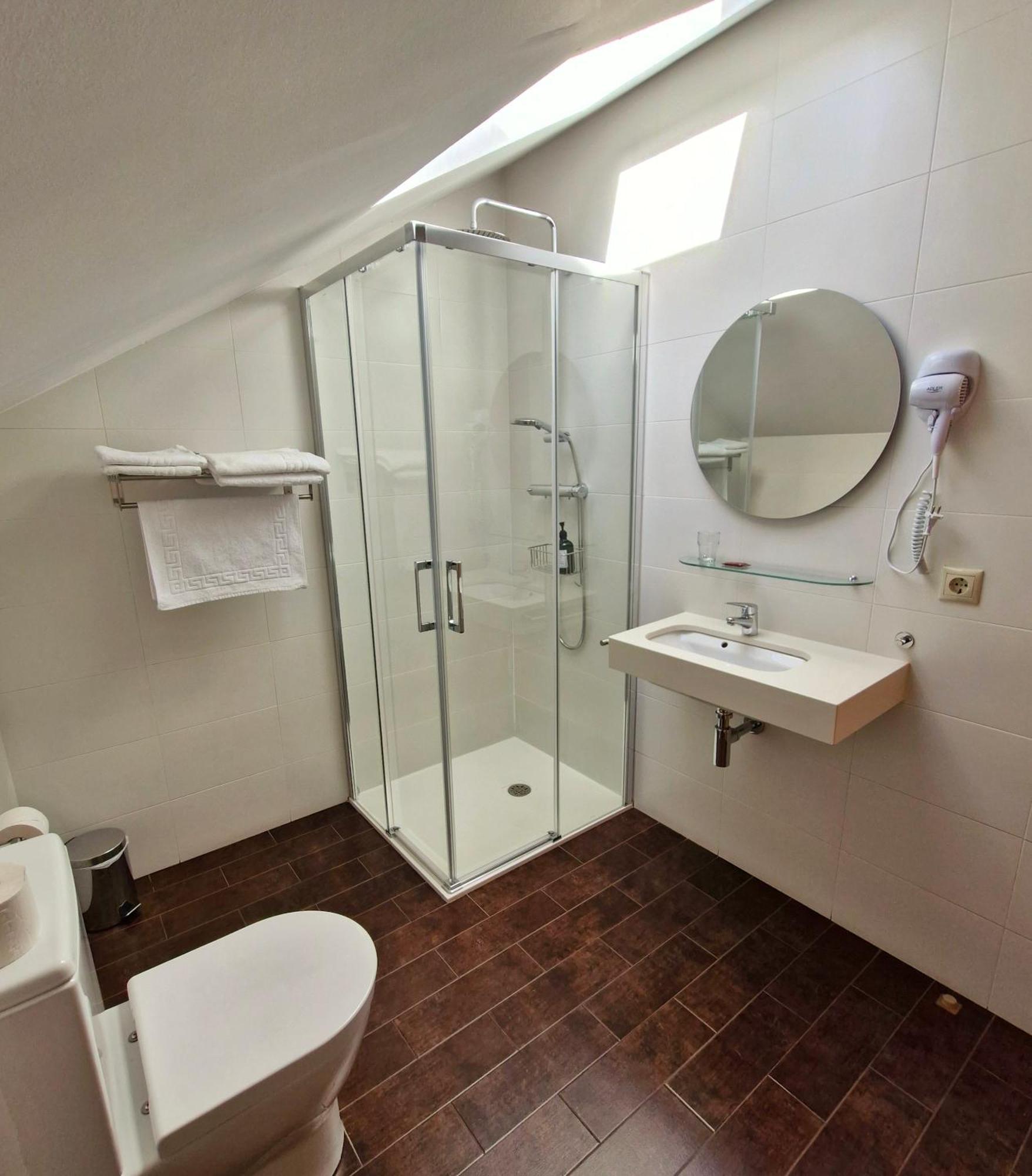 Hotel Dabeleira Luarca Eksteriør bilde